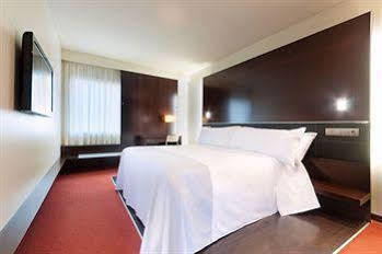 Hotel Ceuta Puerta De Africa מראה חיצוני תמונה